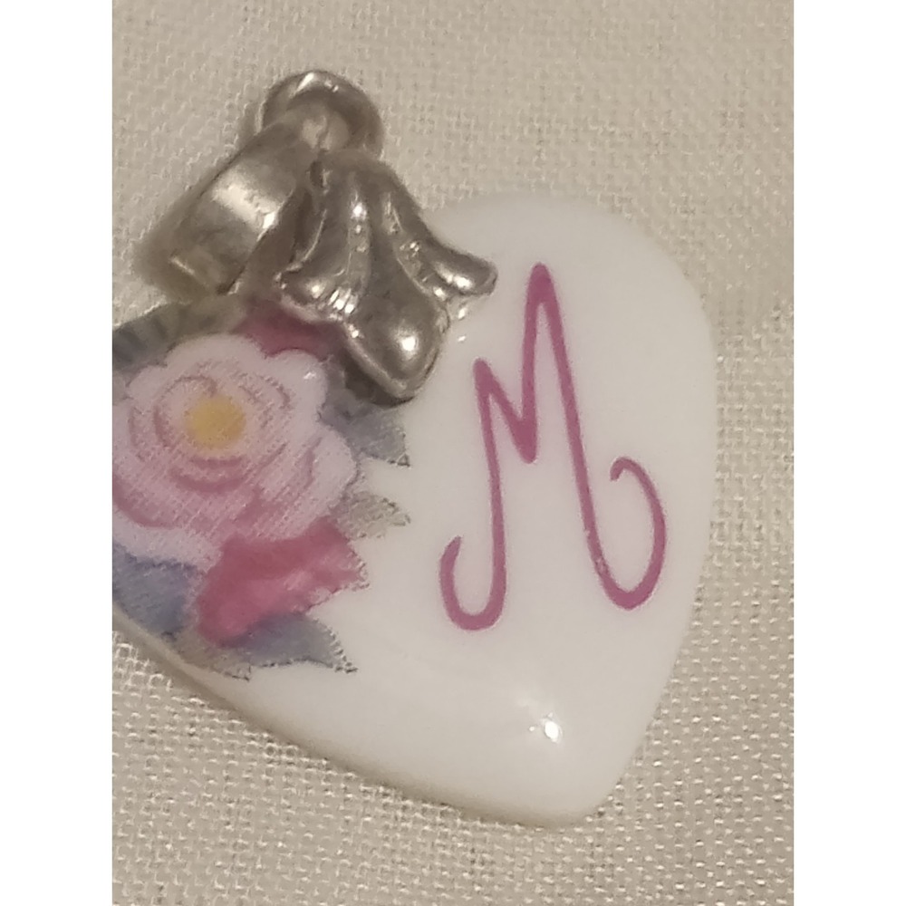 Mary Butterfly Heart Pendant Flowers Ceramic Valentine Love 90s 80s Retro BoHo